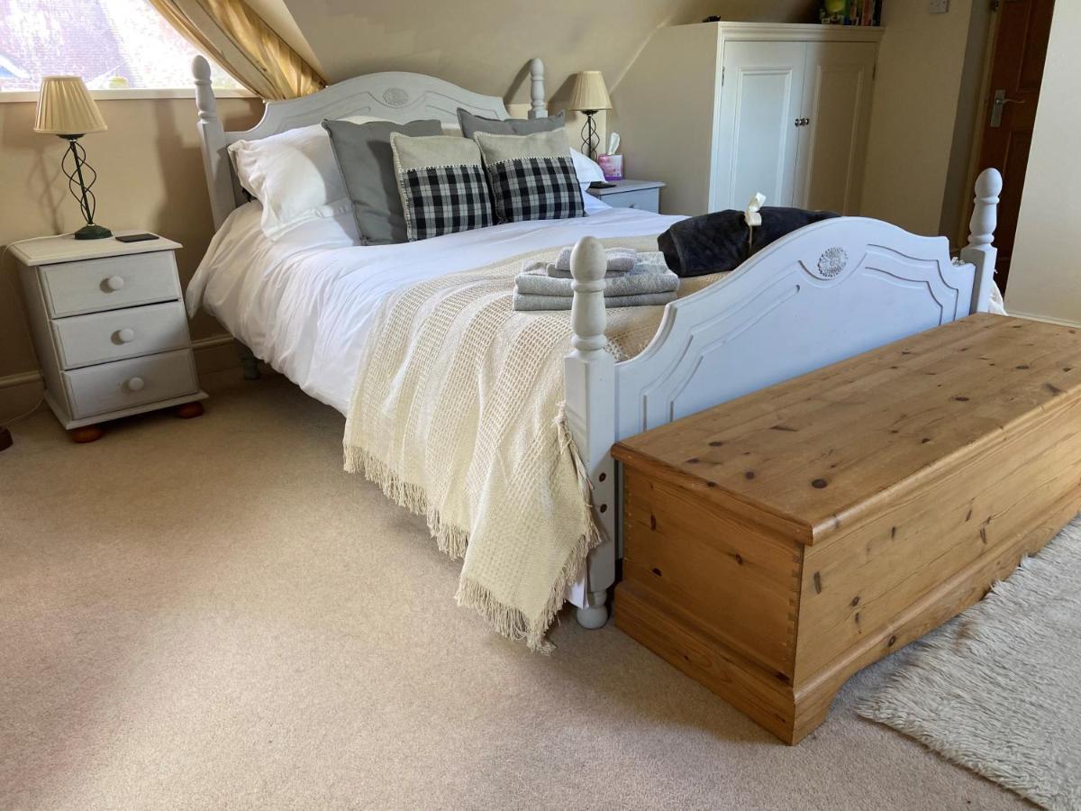 5 Charlton Mill Way B&B Chichester Zewnętrze zdjęcie