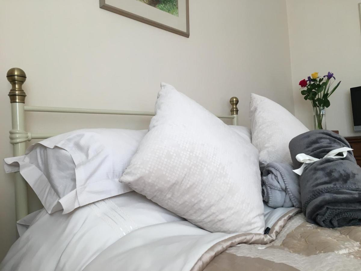 5 Charlton Mill Way B&B Chichester Pokój zdjęcie