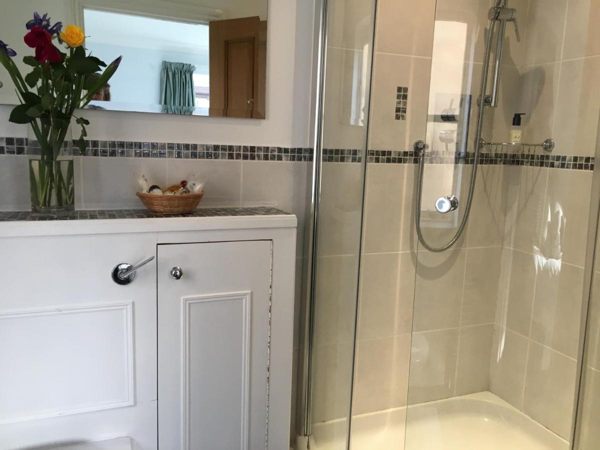 5 Charlton Mill Way B&B Chichester Pokój zdjęcie