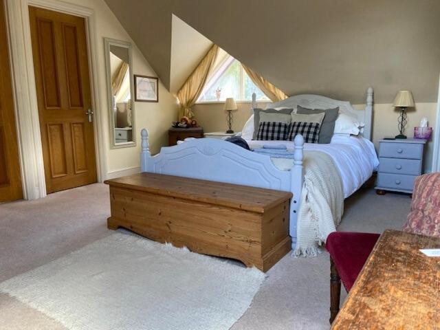 5 Charlton Mill Way B&B Chichester Zewnętrze zdjęcie